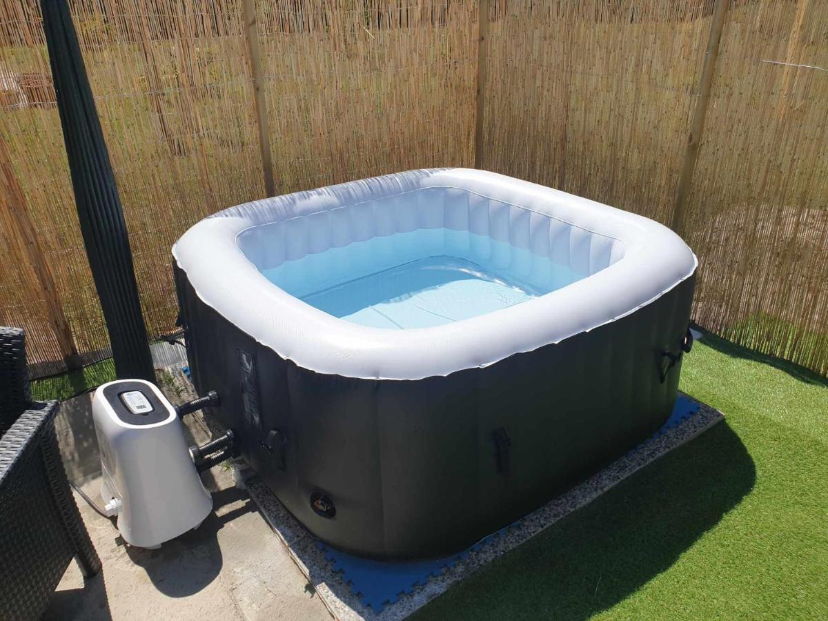 Beau Logement Avec Terrasse, Jacuzzi Et Terrain De Petanque Privatif A 5 Minutes De La Plage Audenge Exterior photo